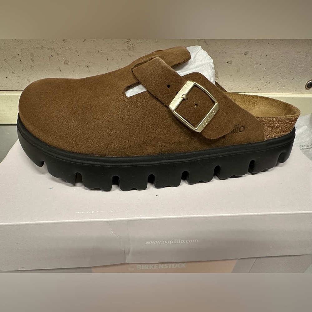 Birkenstock Boston Pap Chunky Clog NWB size US women’s 7 brown with black sole